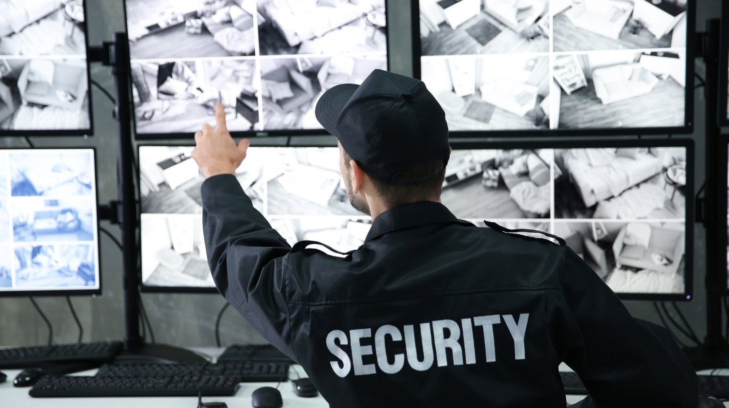 AI and the Future for Private Security Guards: Embracing the Technological Shift - SECURITY GUARD BLOG