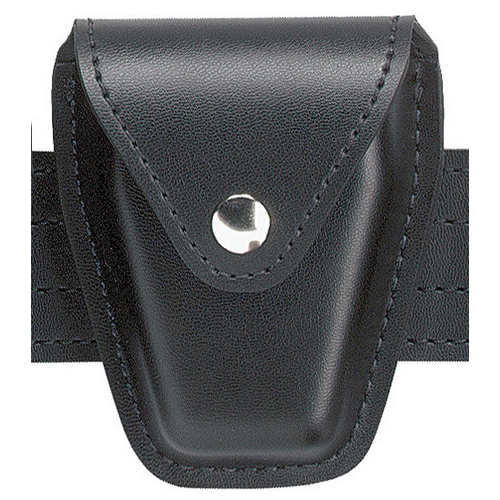 Safariland 190 Handcuff Case in black leather look, designed for duty belts, featuring a chrome snap closure.