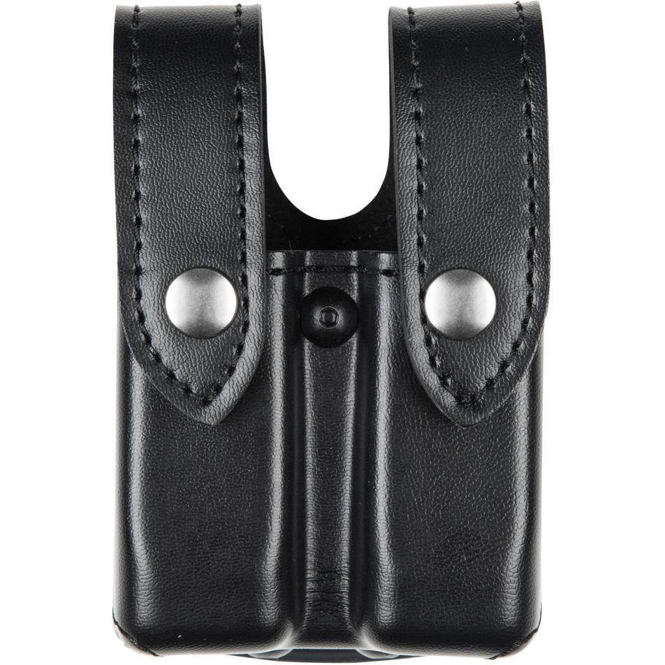 Safariland Model 72 Magazine & Cuff Pouch in black leather, designed for duty belt with adjustable positioning.