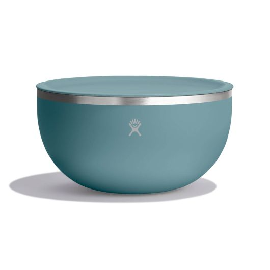 Hydro Flask 3 Quart Serving Bowl with Lid in teal, ideal for camping and outdoor meals while keeping contents fresh.