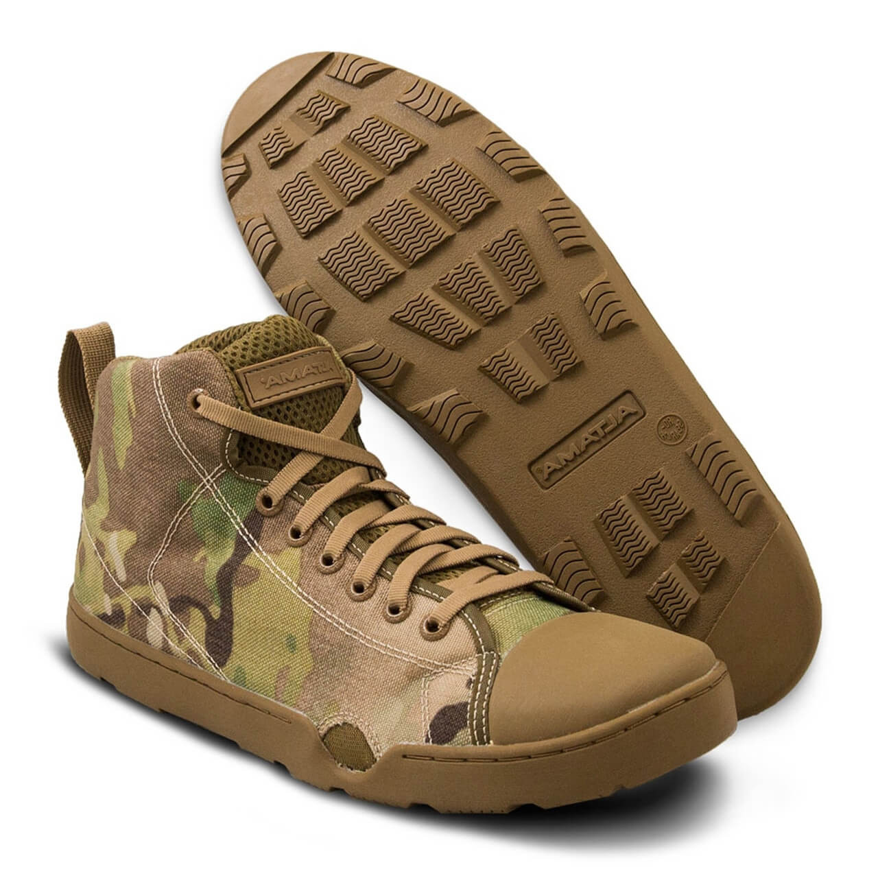 Altama OTB Maritime Assault Mid boots in camo with durable rubber soles, designed for tactical water operations.