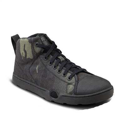 Altama OTB Maritime Assault Mid boot in camouflage, designed for tactical water operations and dive fin compatibility.