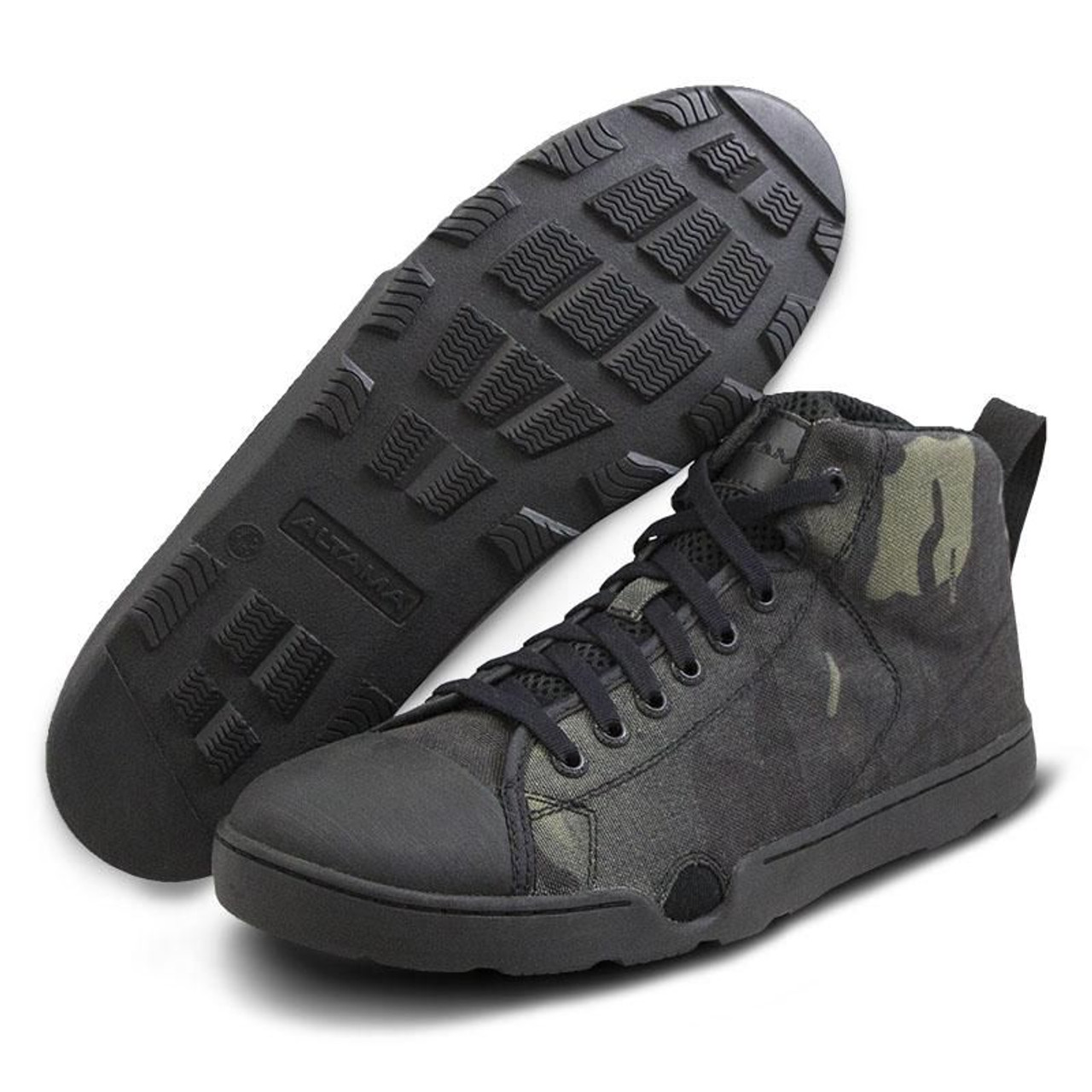 Altama OTB Maritime Assault Mid boots featuring camouflage design and durable sole for tactical water operations.