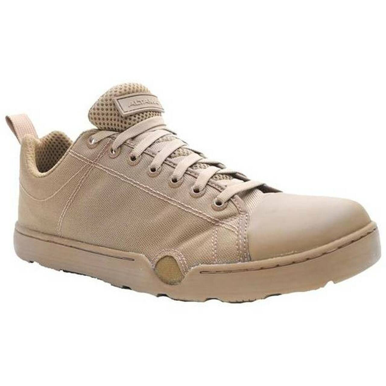 Altama OTB Maritime Assault Low tactical boots in tan, designed for water operations with a fin-friendly fit.