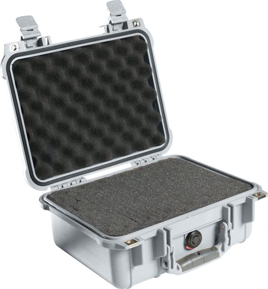 Pelican Products 1400 Small Case – Silver, Foam -