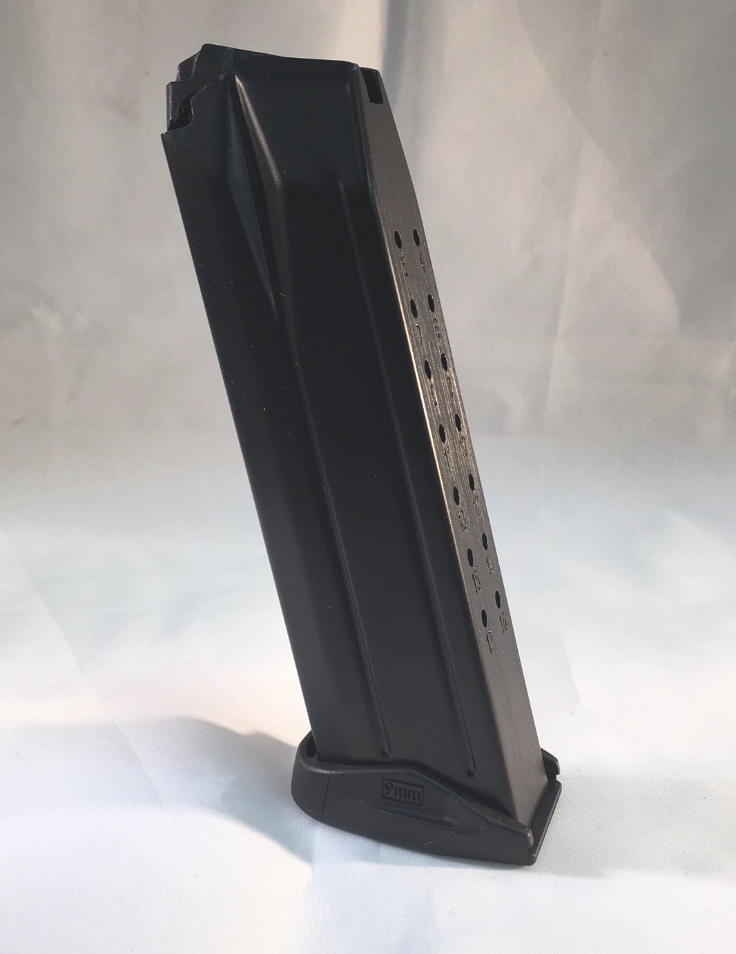 IWI Masada 9mm steel magazine with polymer baseplate, featuring 17-round capacity, made in Italy.