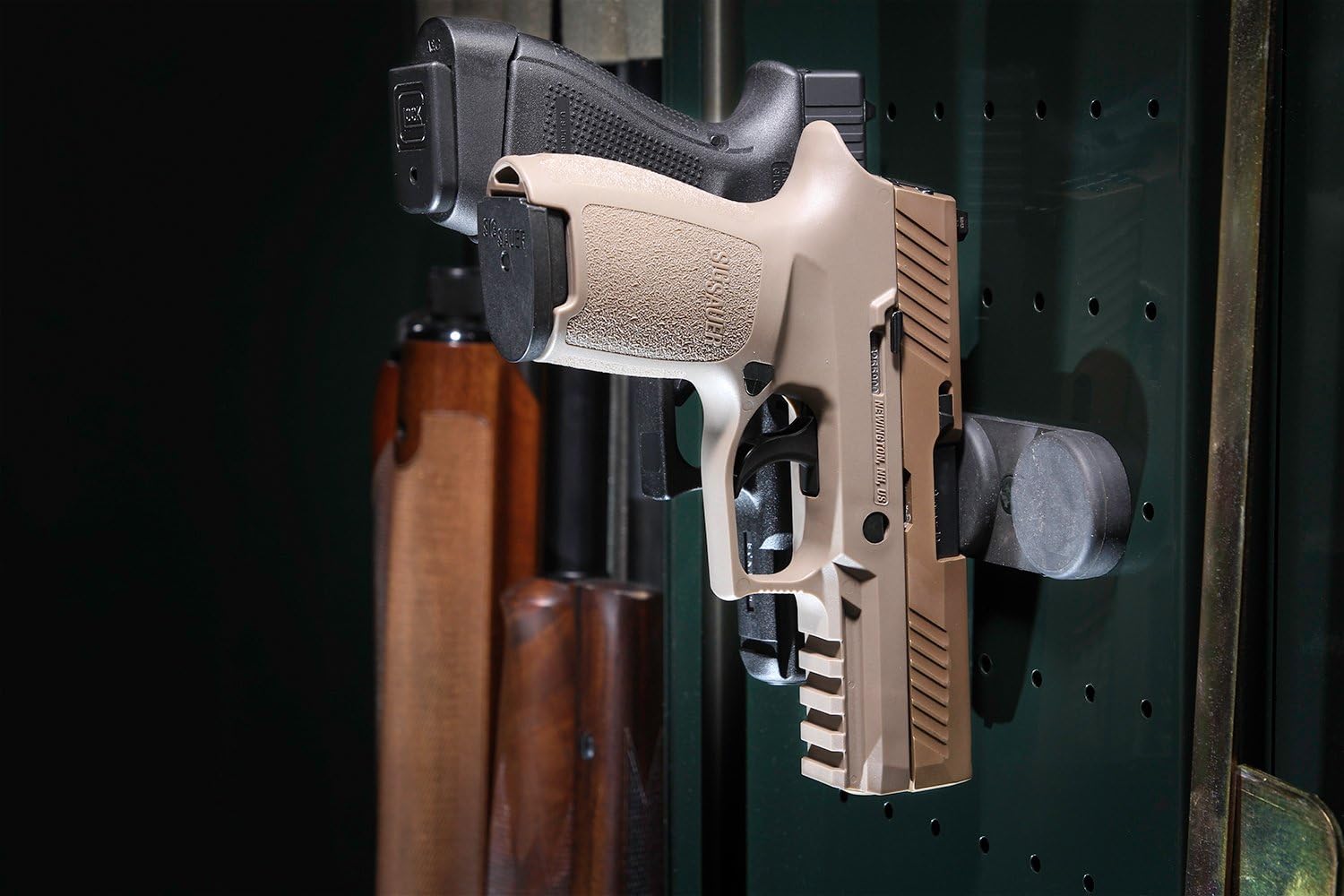 Pachmayr Pac-Mag Gun Storage Magnet 3190 - WCUniforms