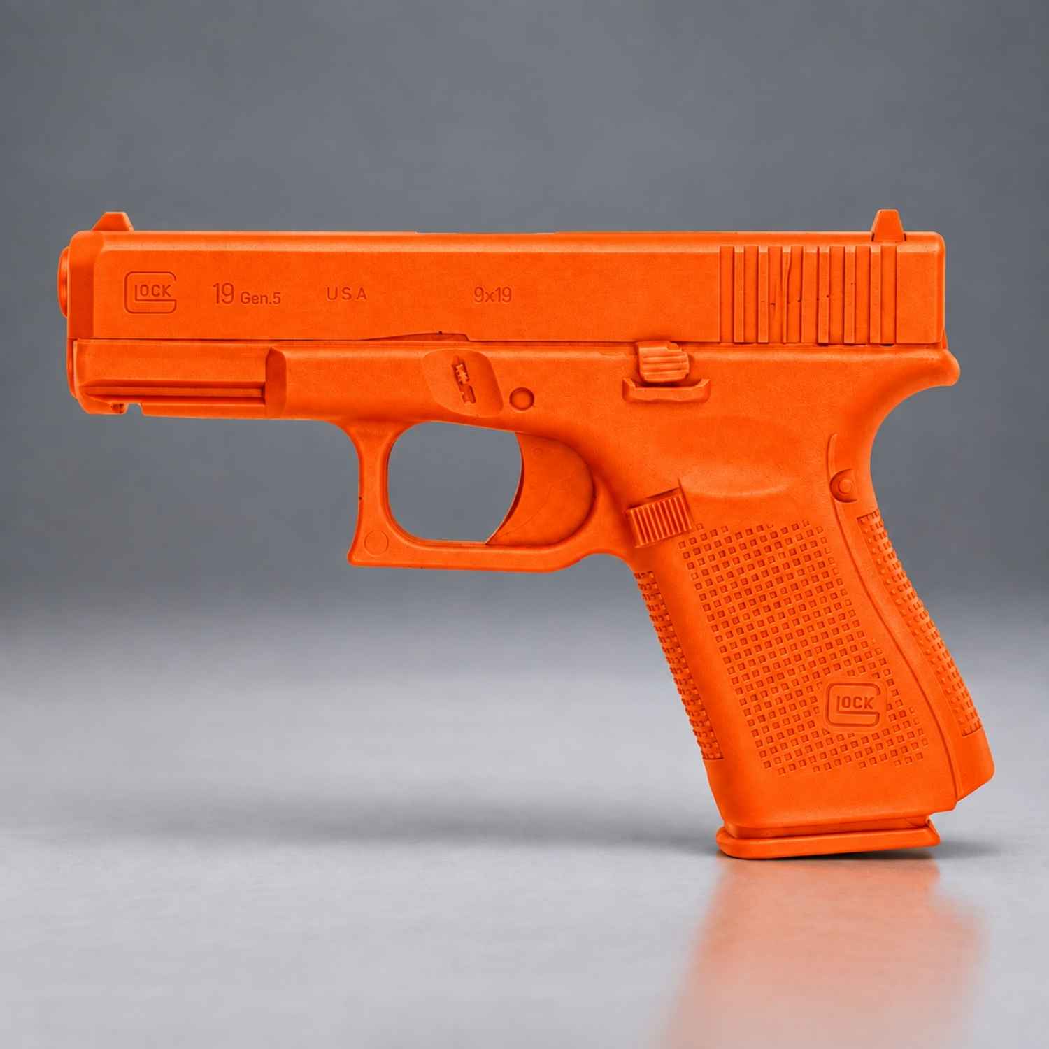 Ring's BlueGuns Glock 19/23/32 Gen 5 inert training replica in orange, model FSG19G5O