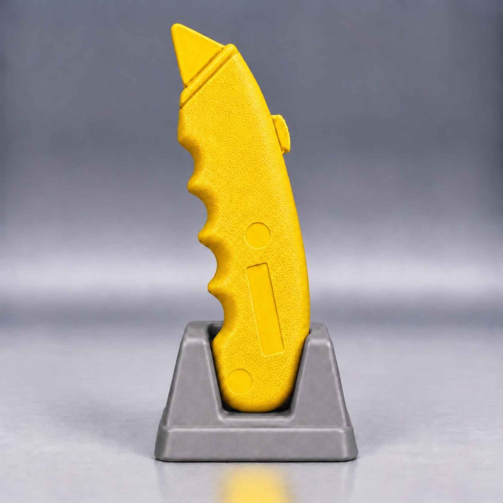 Yellow Ring's BlueGuns training box cutter FSTKBCY for scenario and role player training