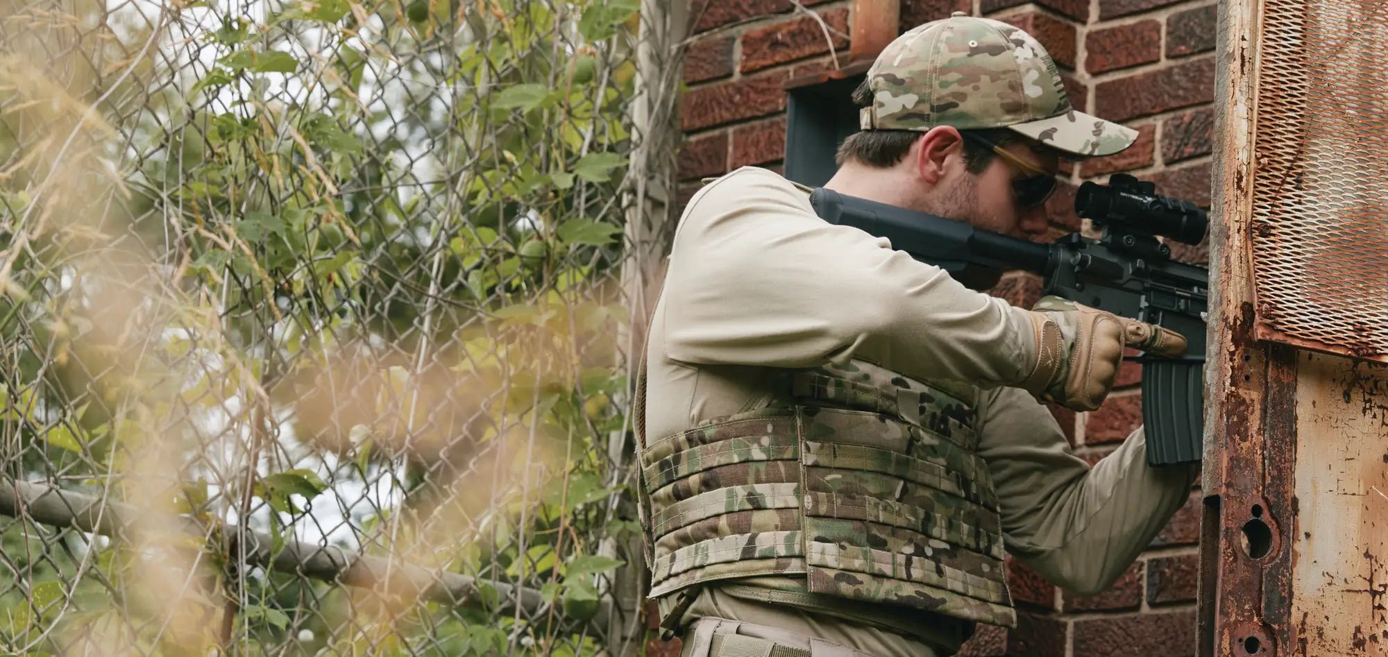Rothco MOLLE Plate Carrier Vest - WCUniforms