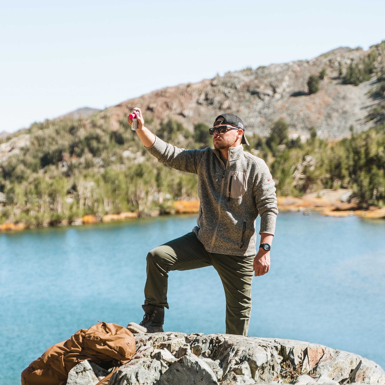 Sabre Frontiersman Bear Horn with Locking Top F - LH - 01 - WCUniforms