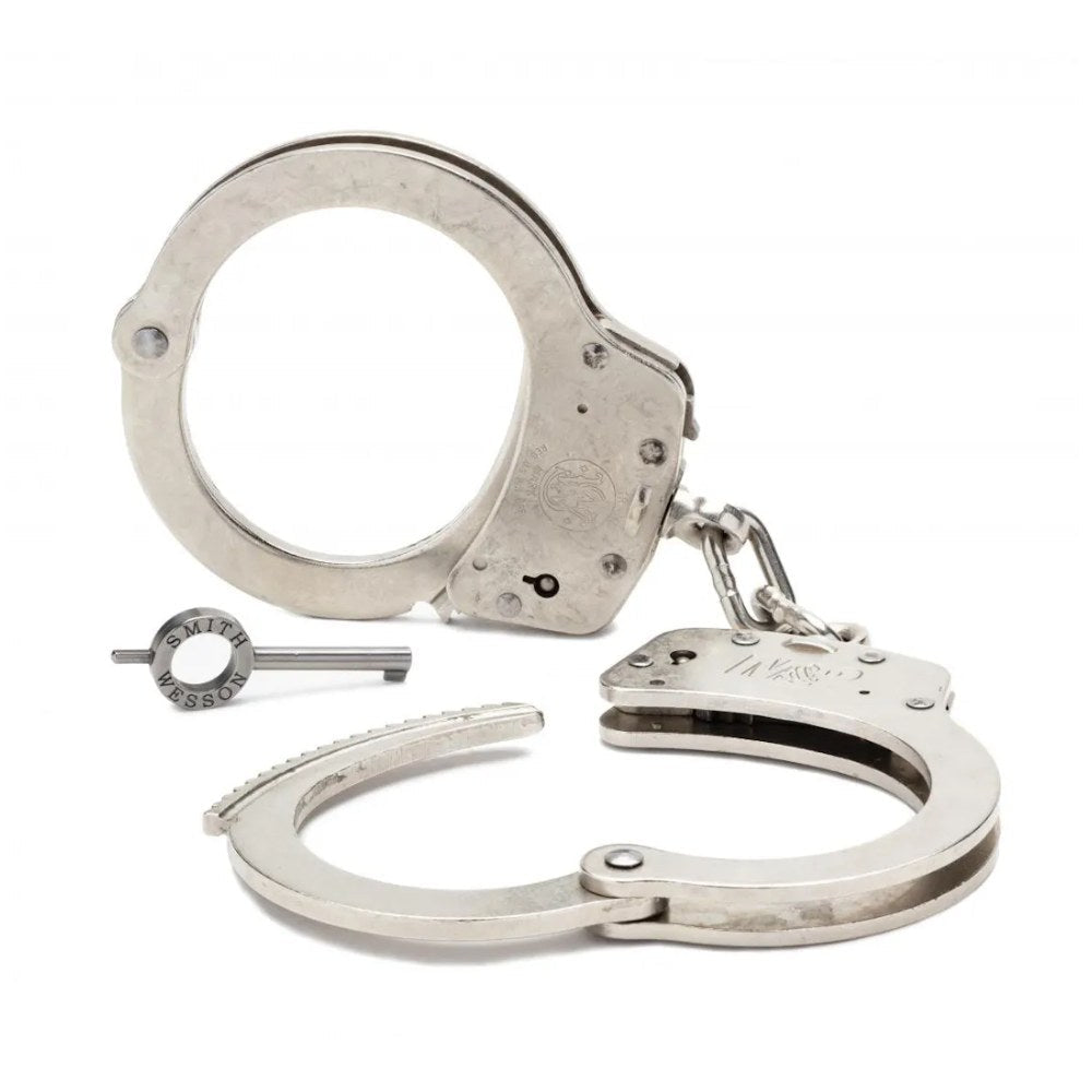 Smith & Wesson Model 100 M&P Lever Lock Handcuffs SMIT-100MP - WCUniforms