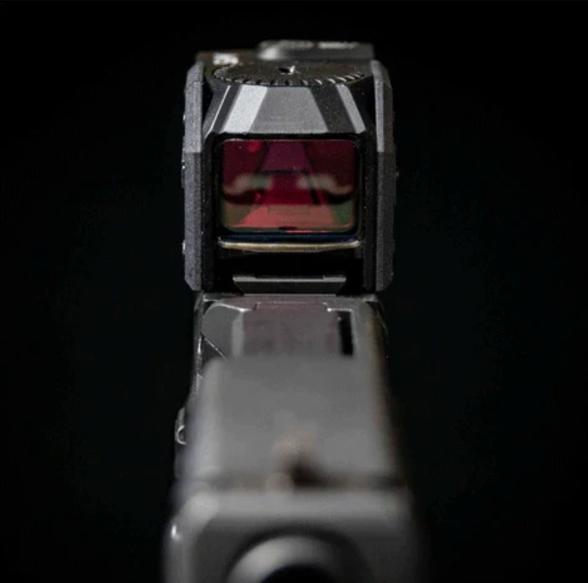 Close up of Steiner MPS Micro Pistol Sight Red Dot 3.3 MOA Black 8700-MPS