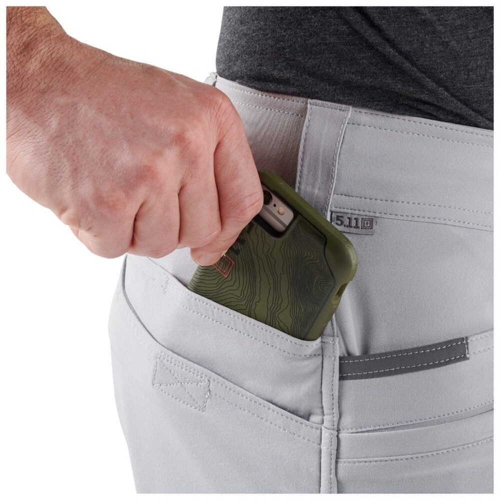 5.11 Tactical Vaporlite Shorts 73331 - Chrome, 44"