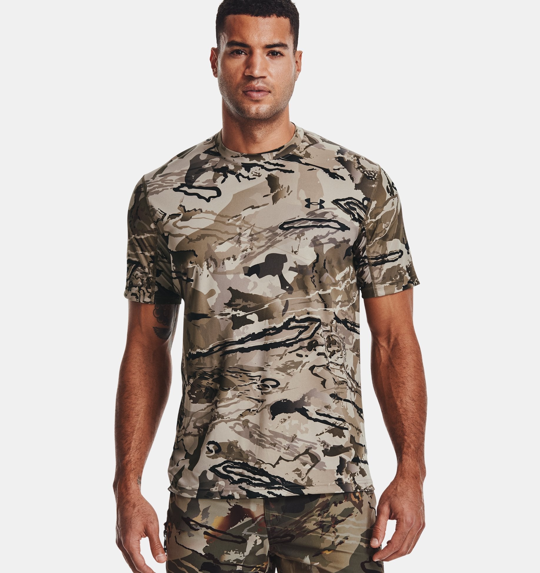 Under Armour UA Iso-Chill Brush Line Short Sleeve 1361310 - UA Barren Camo, L