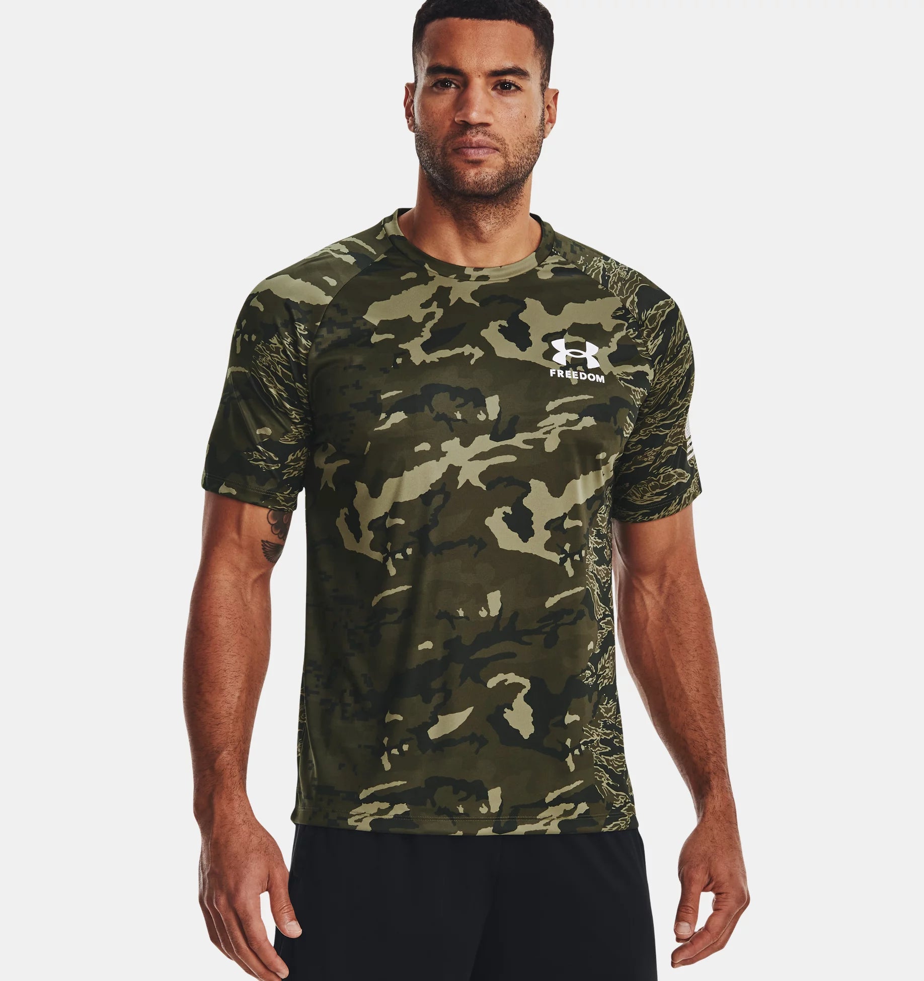 Under Armour UA Freedom Tech Camo Short Sleeve 1377055 - Newest Arrivals