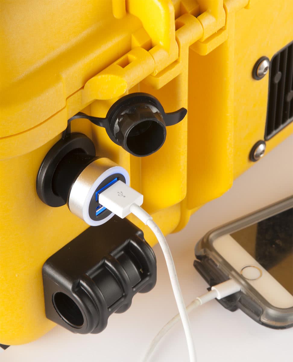 Pelican Products 9460 Remote Area Light - Tactical &amp; Duty Gear